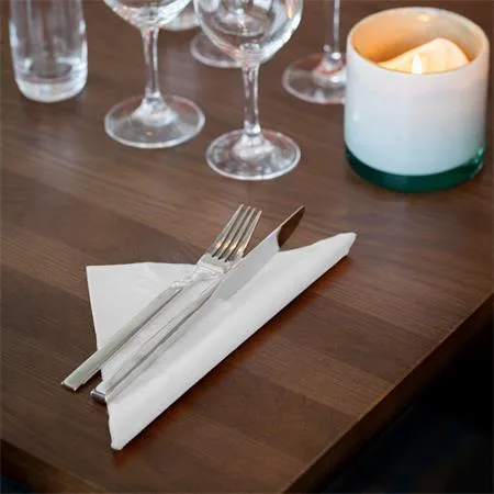 Servítky, 1/4 ohyb, 2-vrstvové, 39x39 cm, Advanced, TORK "Dinner", biela 2