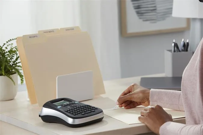 Štítkovač, elektrický, DYMO "LM 210D" sada v taške 3