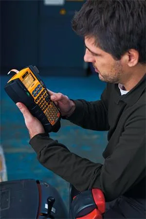 Štítkovač, elektrický, DYMO "Rhino 5200", sada, v taške 6