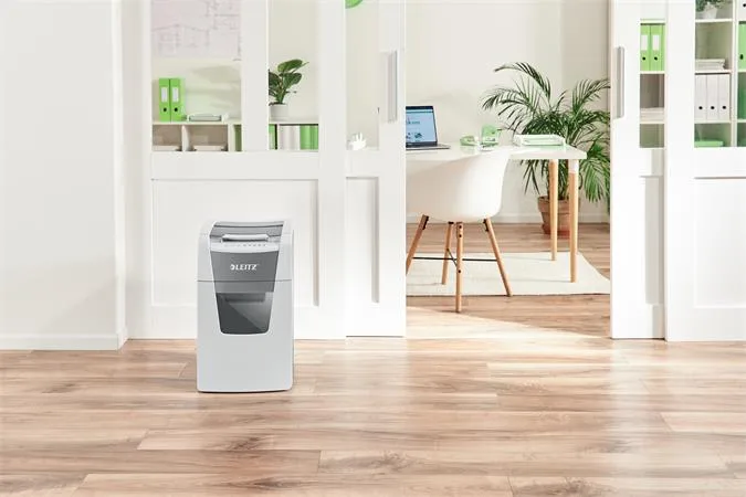 Skartovací stroj, konfety, 150 listov, LEITZ "IQ AutoFeed Office 150 P4 Pro" 10