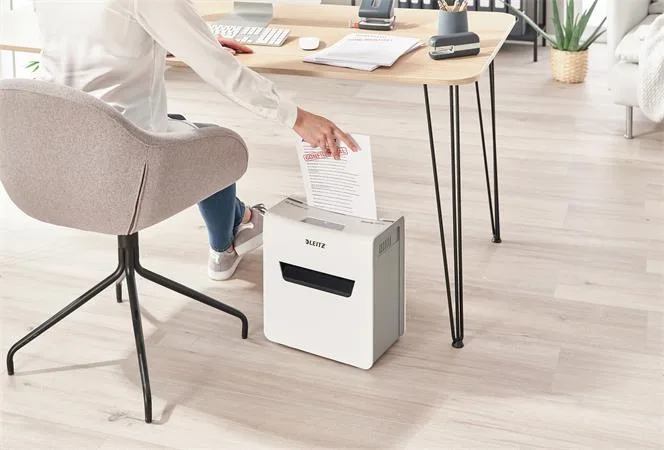 Skartovací stroj, konfety, 6 listov, LEITZ "IQ Protect 6X" 4