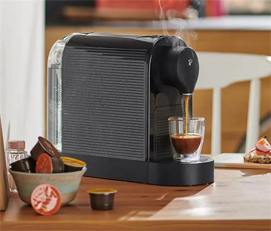 Kávovar, na kapsuly, TCHIBO "Cafissimo Pure+", čierna 3