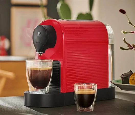 Kávovar, kapsulový, TCHIBO "Cafissimo Pure+", červená 3