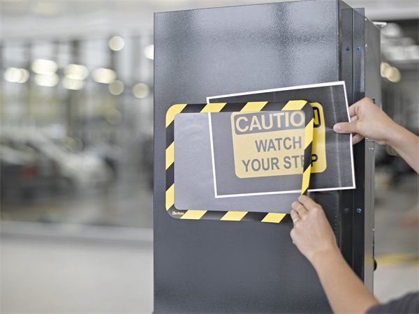 Informačný rám, magnetická zadná strana, A4, DJOIS "Magneto Safety", žltá-čierna 3