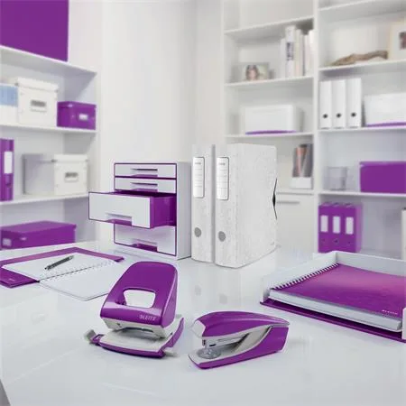 Špirálový zošit, A5, linajkový, 80 listov, LEITZ "Wow", fialová 9