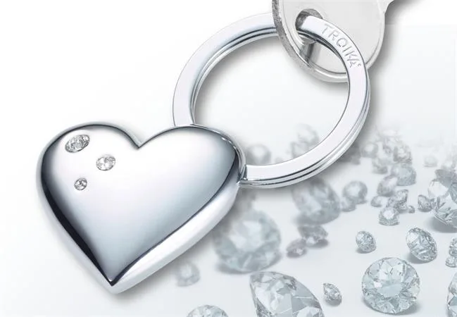 Kľúčenka, so SWAROVSKI® krištáľmi, TROIKA, "Girls best friends" Shiny 3