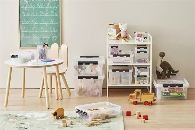 Úložný box, plastový, čierne úchytky, 4 priehradky, SMARTSTORE "Classic 4",  priehľadný 4