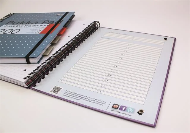 Špirálový zošit, A4+, linajkový, 100 listov, PUKKA PAD "Metallic Project Book", mix farieb 6