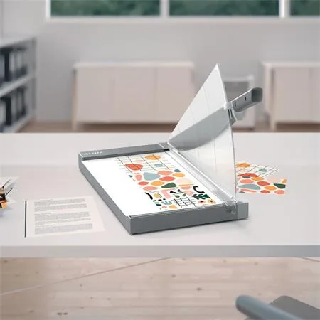 Páková rezačka, A3, 25 listov, LEITZ "Precision Office Pro" 6