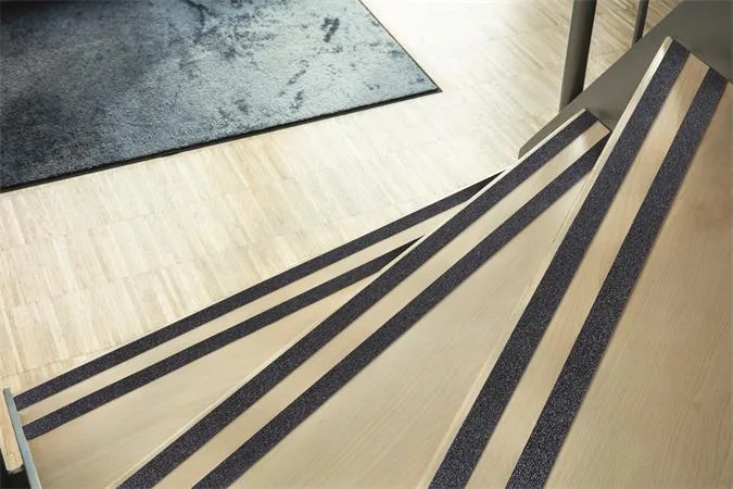 Protišmyková páska, 2,5 cmx15 m, DURABLE "DURALINE®", čierna 3