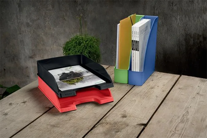 Odkladač, plastový, A4, LEITZ "Recycle", červená 5