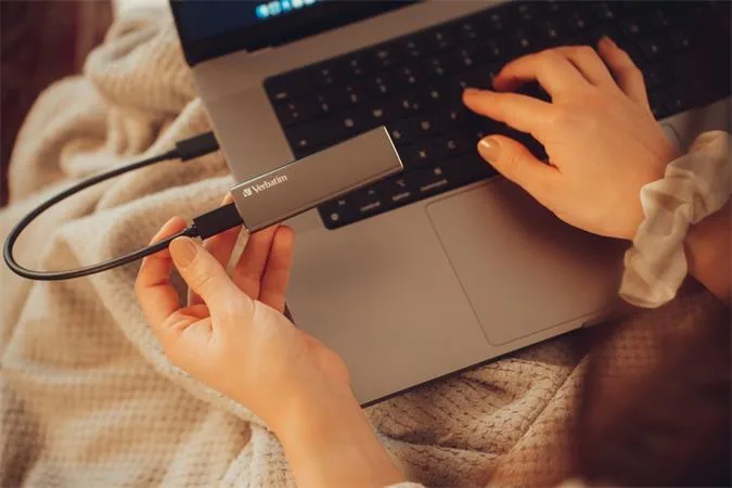 SSD (externá pamäť), 1 TB, USB 3.2 Gen2, VERBATIM "Vx500", sivá 2