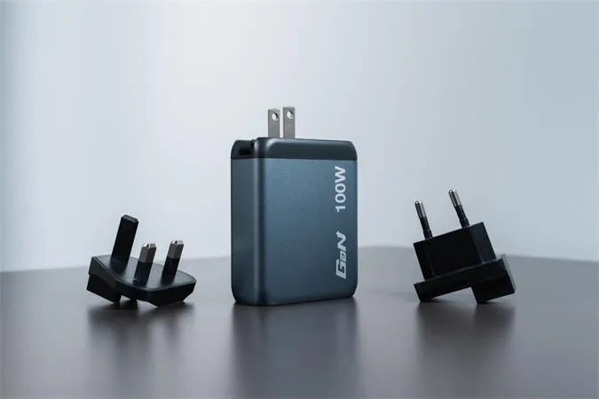Sieťová nabíjačka, 2xUSB-C PD (100W), USB-C PD (65W), USB-A QC 3.0, EU/UK/US, GaN, VERBATIM 6