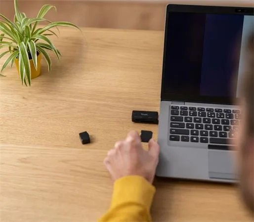 Čítačka kariet, pre SD + MicroSD kartu, USB 3.2 gen1, "TRUST Nanga", čierna 5