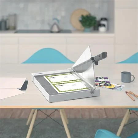 Rezačka, páková, A4, 8 listov, LEITZ "Precision Home A4" 6