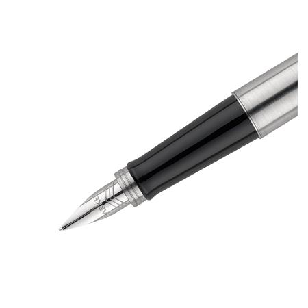 Plniace pero, klip a telo striebornej farby, PARKER "Royal Jotter" 5