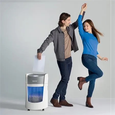Skartovací stroj, mikrokonfety, 8 listov, LEITZ "IQ OptiMax Small Office 350 P5" 8