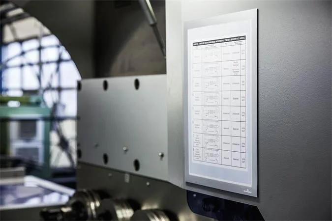 Informačný panel, A4, magnetický, DURABLE "DURAFRAME® MAGNETIC PLUS", strieborný 4