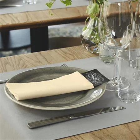 Servítky, priemyselne kompostovateľné, 1/8 ohyb, 1-vrstvové, 39x39 cm, Premium, TORK "LinStyle", krémové 2