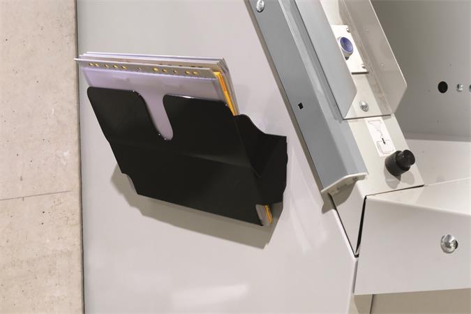 Stojan na prospekty, nástenný, horizontálny, A4, magnetický, DURABLE "FLEXIPLUS", čierny 6