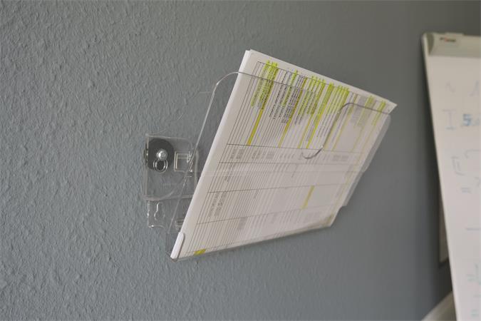 Stojan na prospekty, nástenný, horizontálny, A4, magnetický, DURABLE "FLEXIPLUS", priehľadný 4
